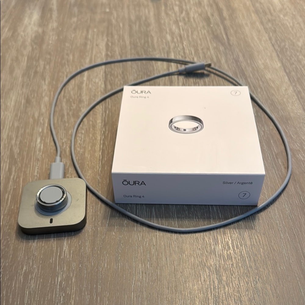 Oura Ring with Charger - Silver and box